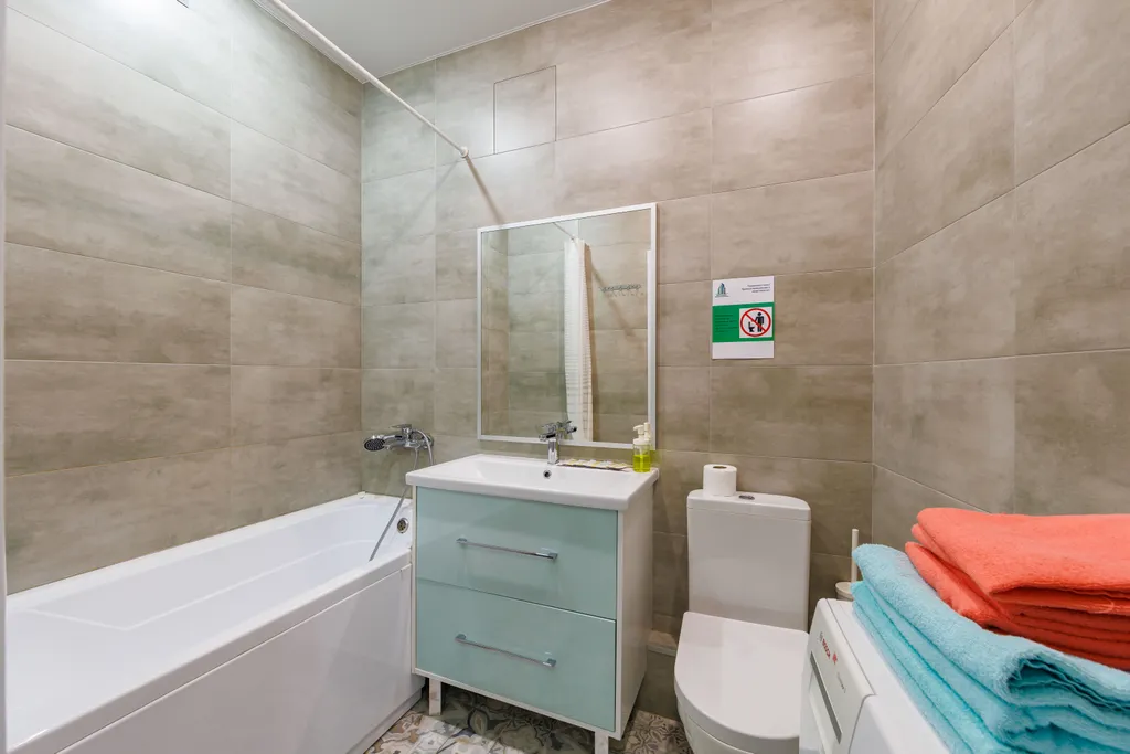 Квартира Квартира Апартамент, три изолированные спальни и кухня-гостиная — Екатеринбург