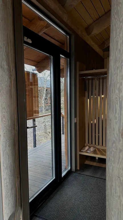 Премиум Шале с панорамным душем, стабильным интернетом. Скидки до 60 %