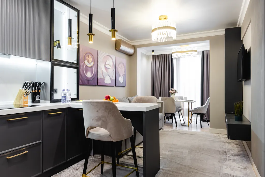 Центр города ЖК Арбат - 3х комнатная квартира — аренда посуточно в Алматы