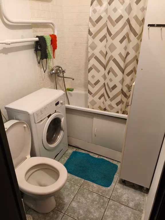 Чистые квартиры в центре города рядом с остановкой