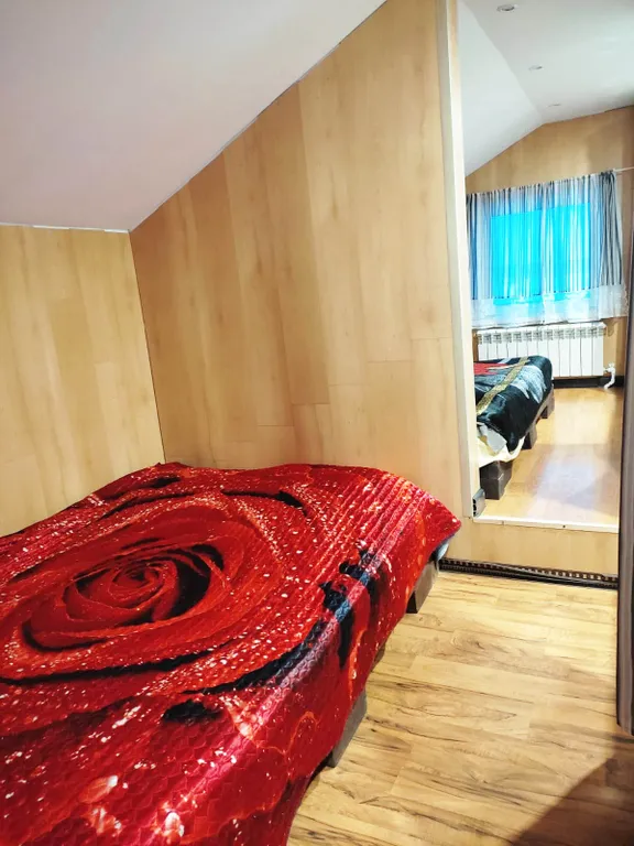 Шале со вторым светом