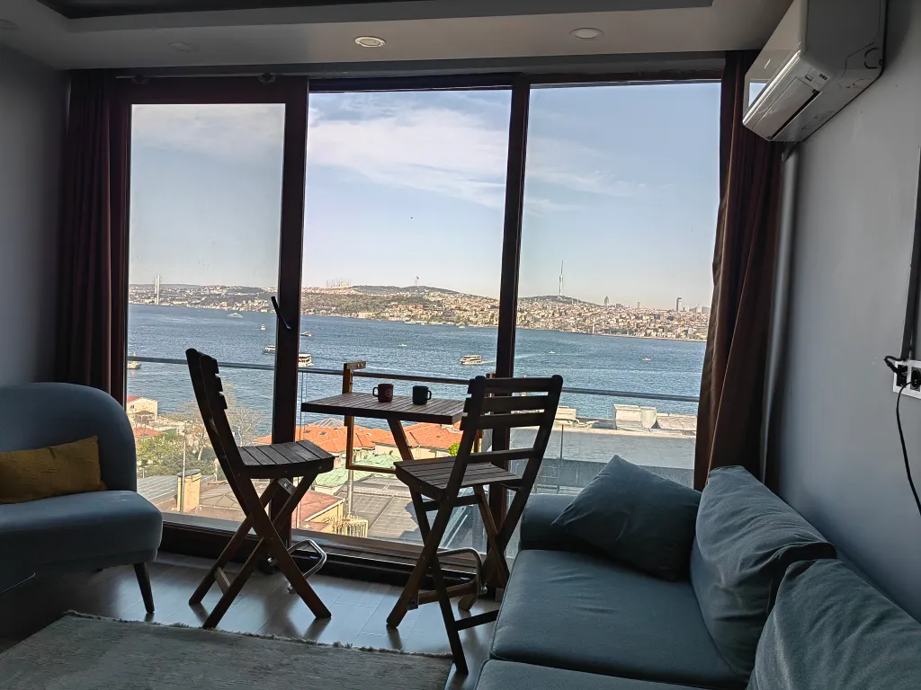 Panoramik Boğaz Manzaralı Taksim Studyo Daire
