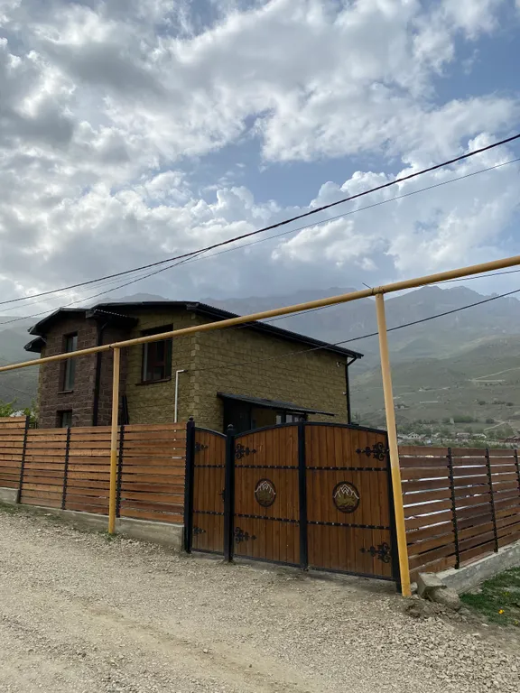 Коттедж-дача подкова