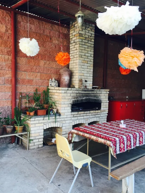 Вилли с бассейном