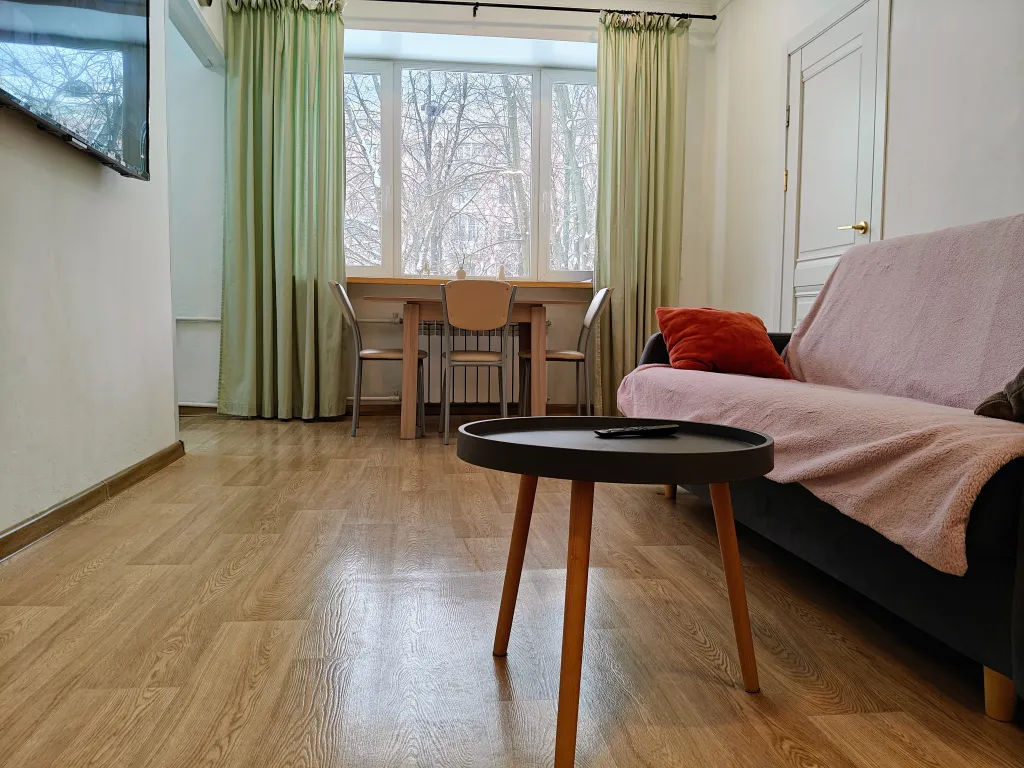 Обновленная двушка в центре