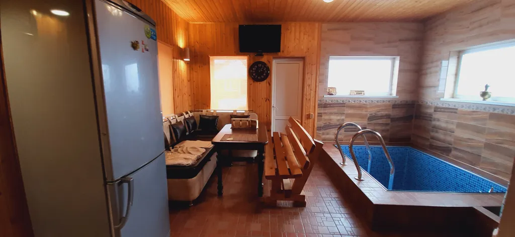 Уютный дом с баней и бассейном