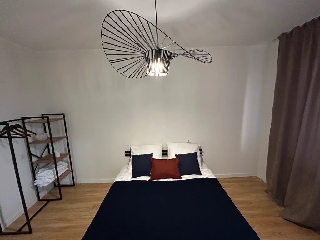 Квартира возле Набережной, рядом граница