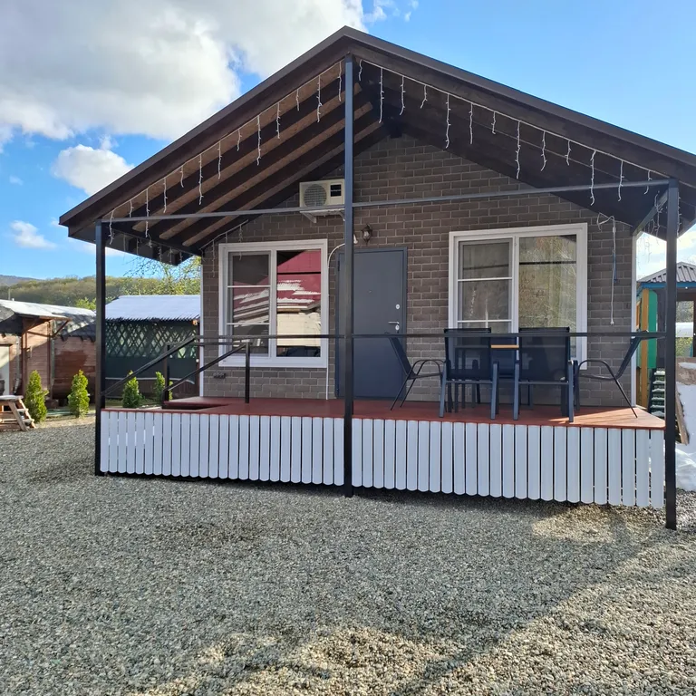 Новый дом с видом на горы