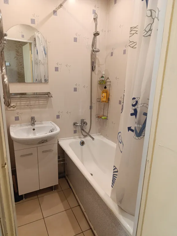 Обычная двушка на Дзержинского