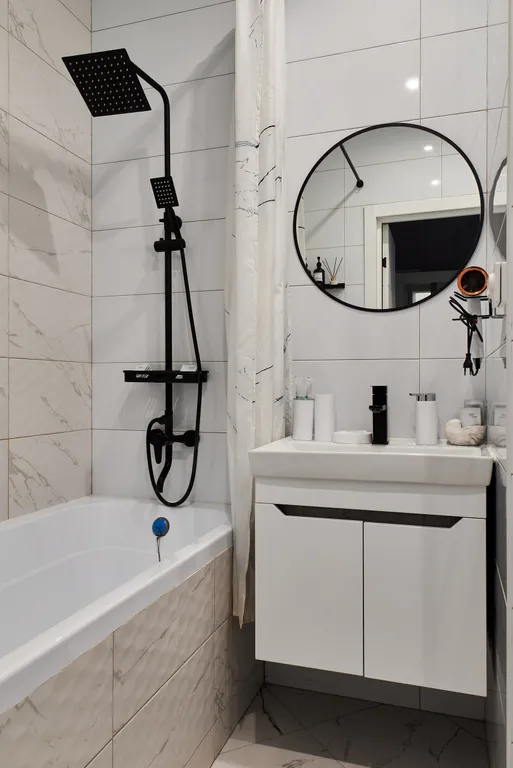 Прекрасная стильная квартира Инь янь