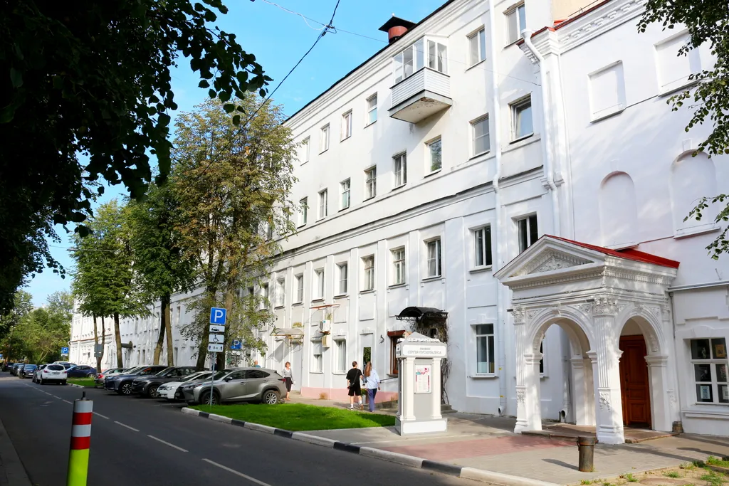 Квартира Квартира с великолепной локацией в Историческом Центре (NiceAparts) — Ярославль