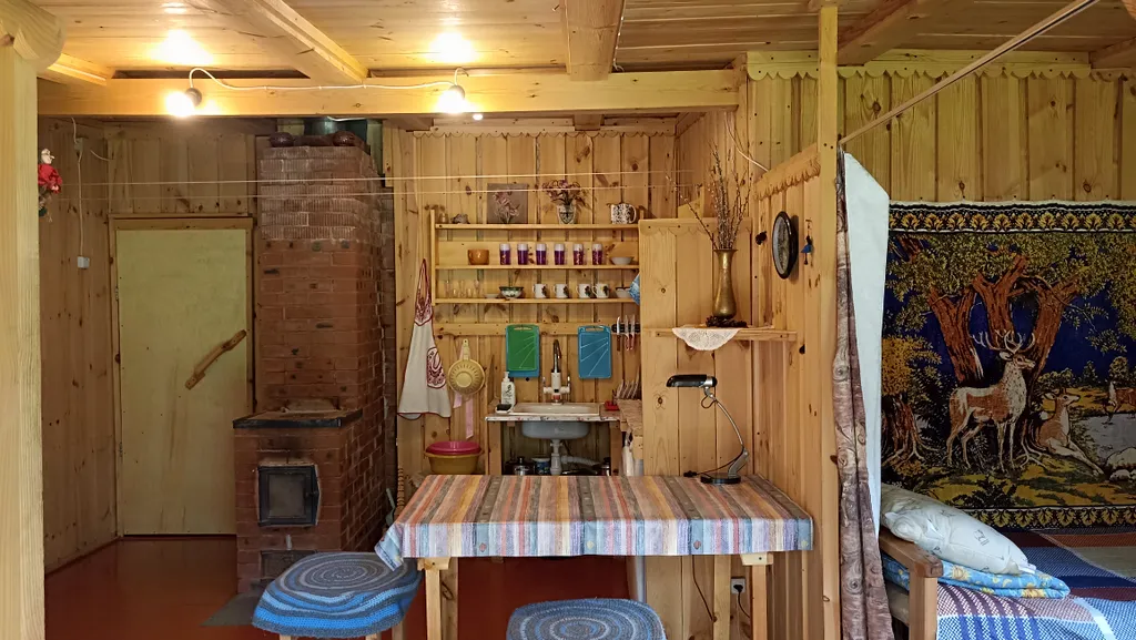 Флигель у ручья