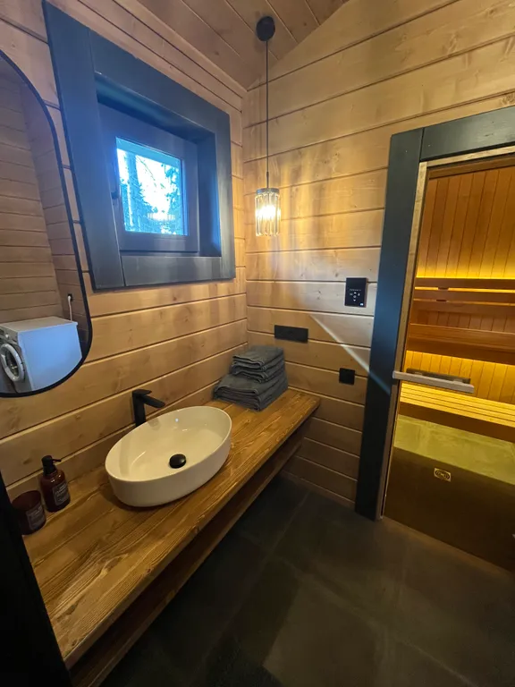 Коттедж Дом из клееного бруса с сауной — Кучерово