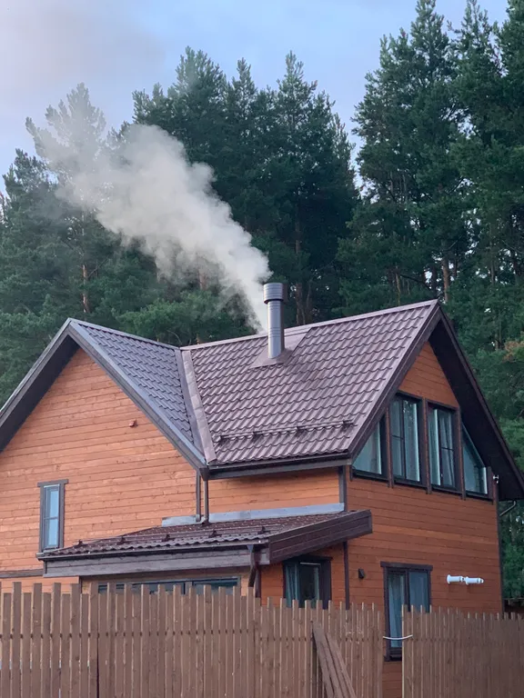 Новый уютный дом-баня с банным чаном у соснового леса