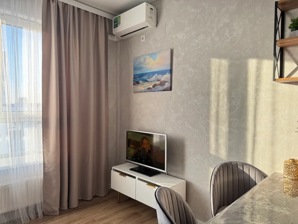 Квартира Квартира Идеально для командировки! Скидки от 2х суток. Парковка у дома! — Челябинск