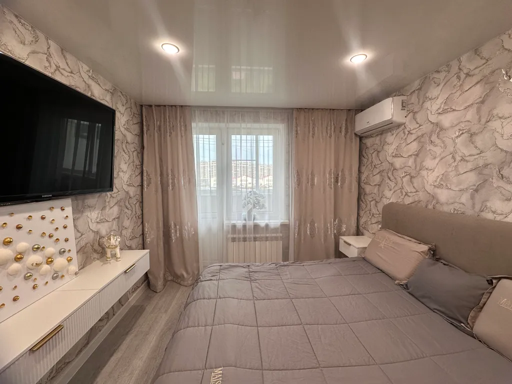 Квартира Квартира Шикарная трёхкомнатная для большой семьи — Лазаревское