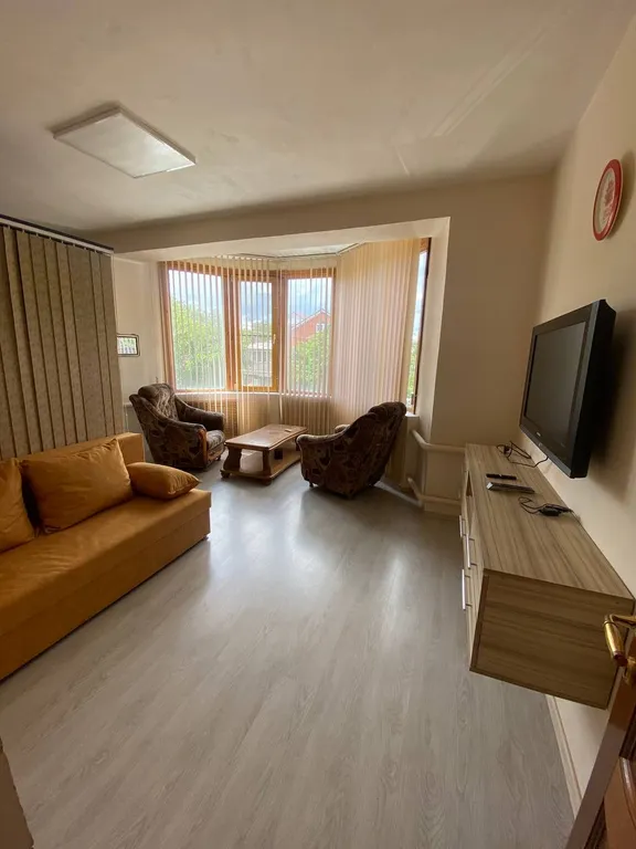 Квартира Уютная квартира в центре города с панорамным окном — Краснодар