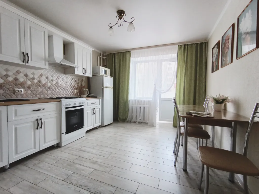 Квартира Уютная и просторная квартира рядом с морем — Ейск