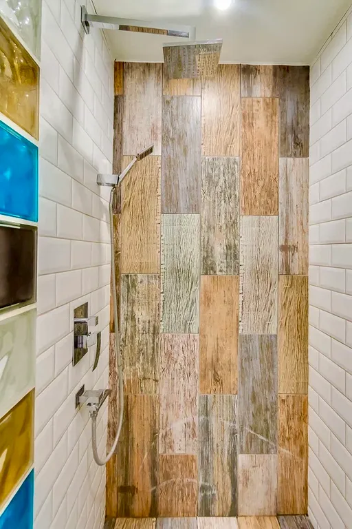 Уютная студия с большой лоджией в доме бизнес-класса