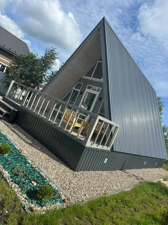 Уютный а-фрейм в деревне