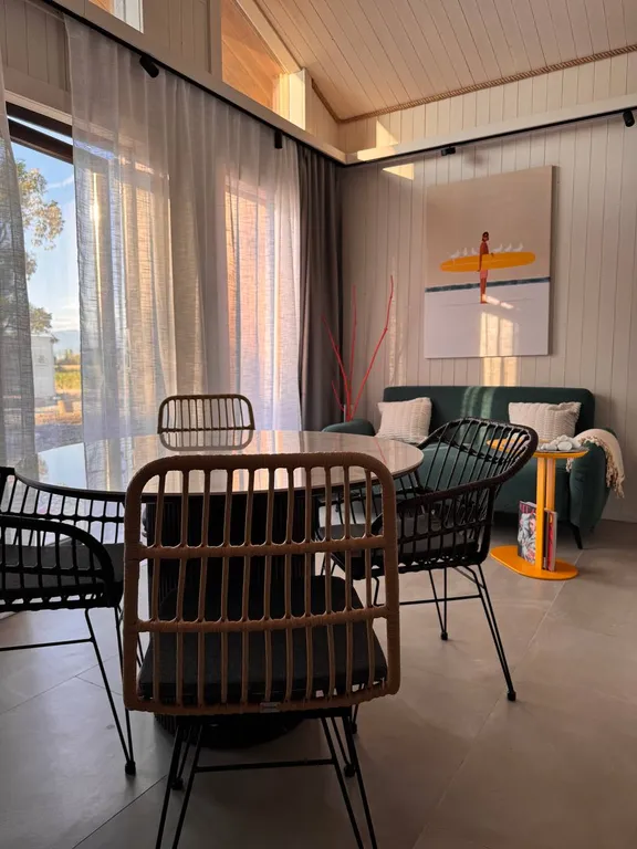 Дом в Абхазии у Черного моря (На волне)