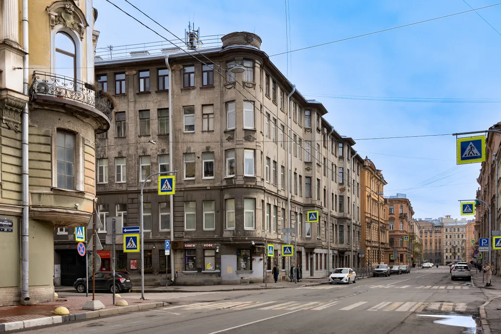 Квартира Уютная светлая квартира на тихой улице в сердце города — Санкт-Петербург