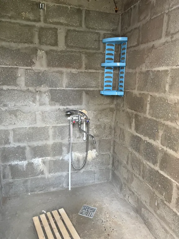 Дом у берега