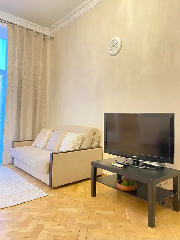 Квартира Уютная трехкомнатная квартира на Охотном ряду. — Москва