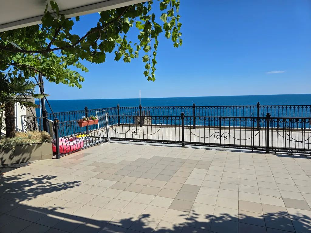 Апартамент Комфорт в эллинге Селена