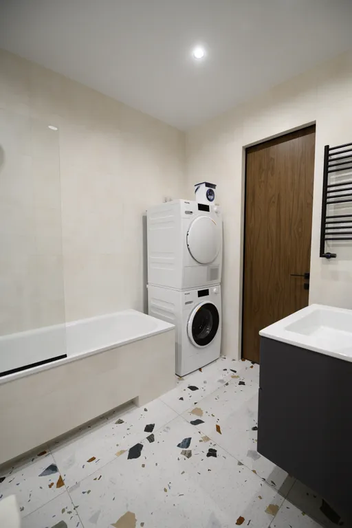 Современный Люкс в шаге от метро Покрышкина