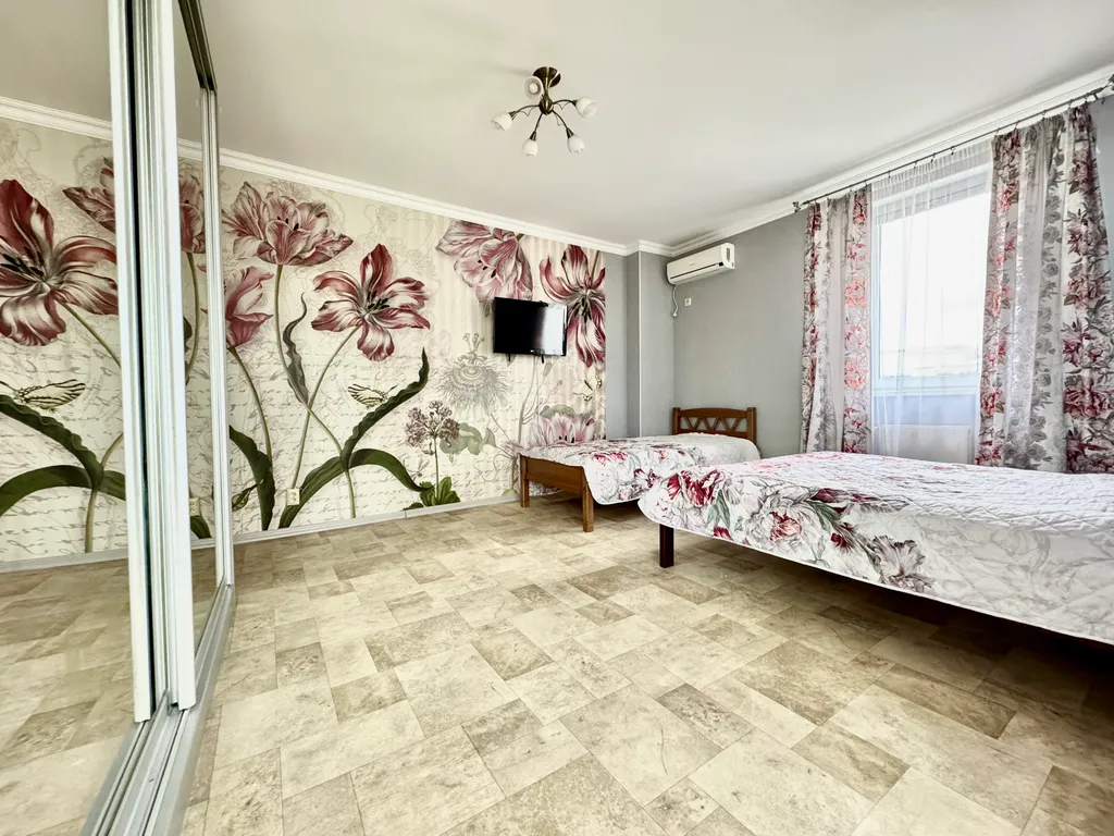 Крупногабаритная 3-комнатная квартира