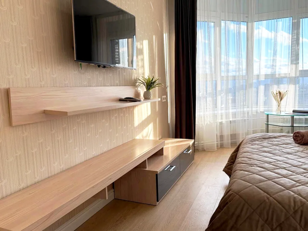 Квартира Апартаменты с шикарным видом на город и Енисей в центре Взлетки — Красноярск