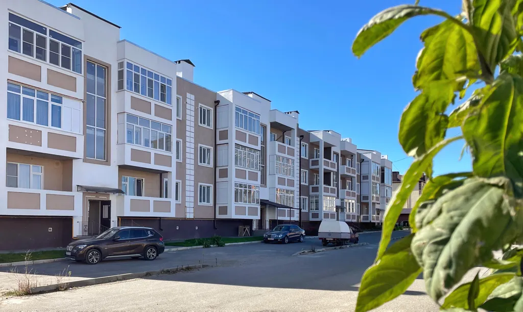 Солнечная квартира в спокойном районе недалеко от центра и рынка