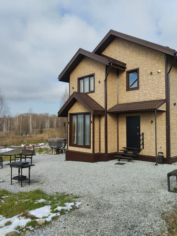 Комфортабельный коттедж недалеко от центра города