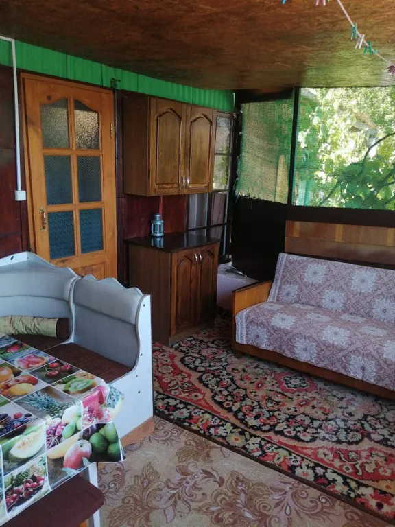 Уютный домик с террасой и видом на море, душ и туалет в помещении