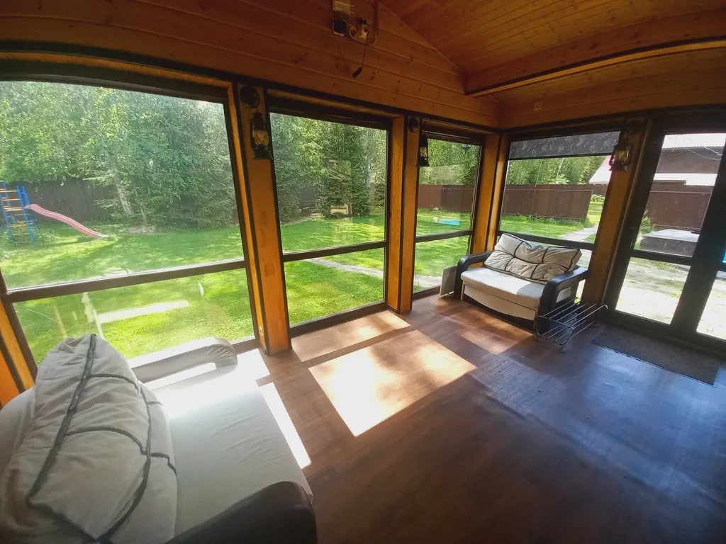 Дом шале с сауной и уличным бассейном