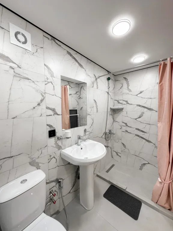 Апартаменты в центре города - вековые стены