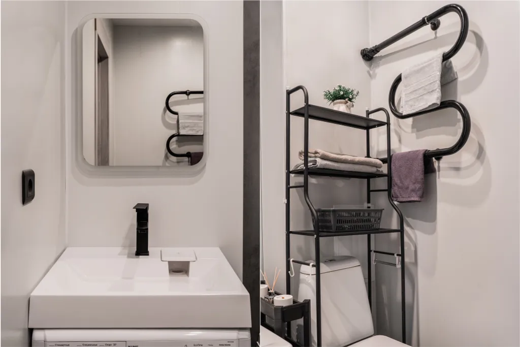 Дизайнерская комфортная студия у Финского залива в окружении леса