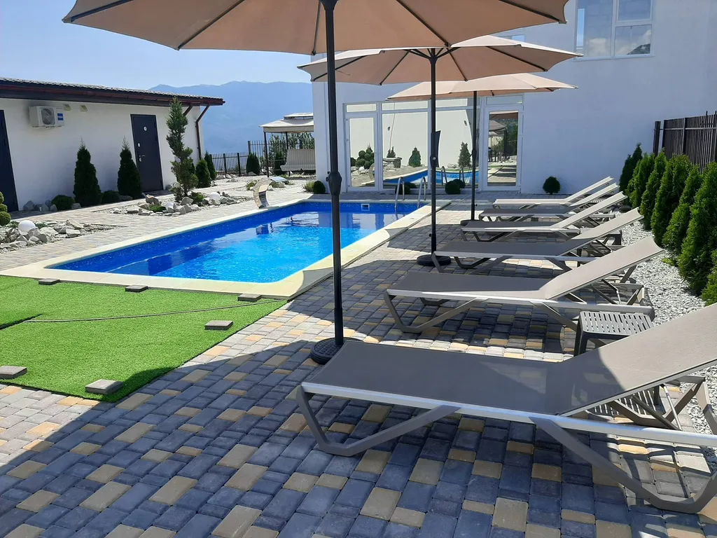 Квартира-студия № 4 2взрослых+2 детей с бассейном