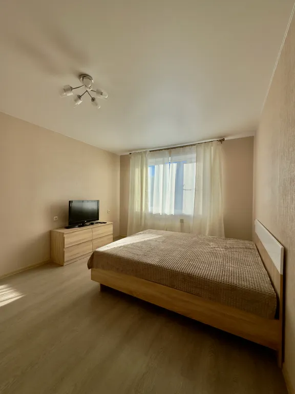 Однокомнатная квартира 4 спальных места — аренда посуточно в Смоленск