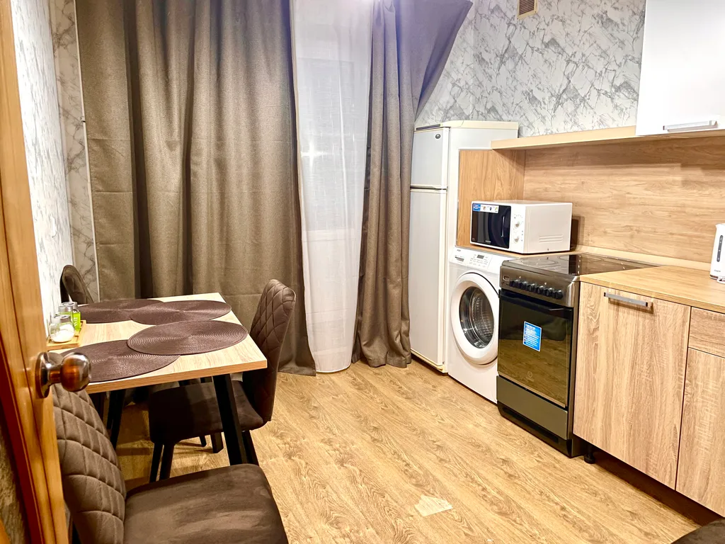 Красивая квартира в удобном районе — аренда посуточно в Псков