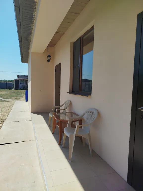 Квартира Уютная квартира-студия с дизайнерским ремонтом в тихом месте поселка — Кучугуры