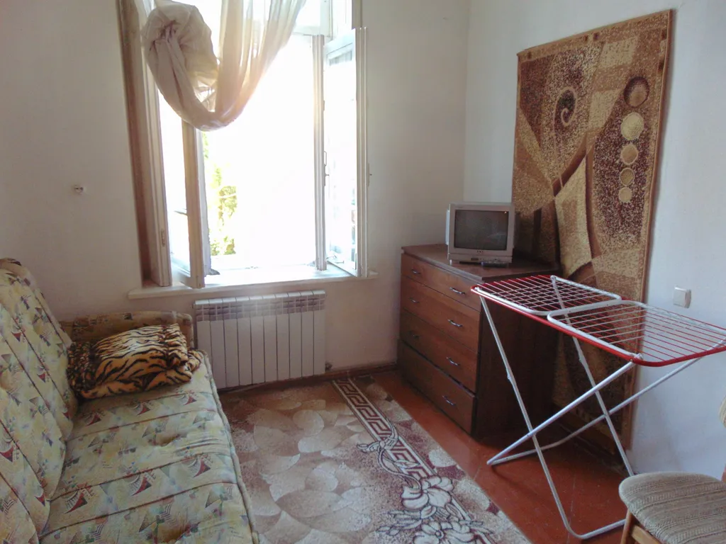 Квартира 1-комнатная Квартира — Евпатория