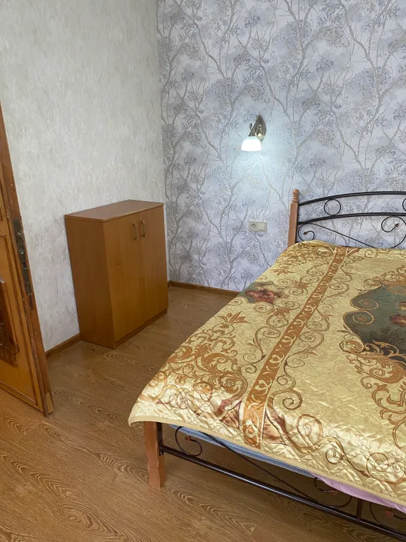 Уникальная квартира с интересным ремонтом и настоящим камином