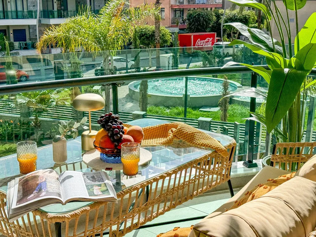 Дизайнерский апартамент Legend с частным пляжем