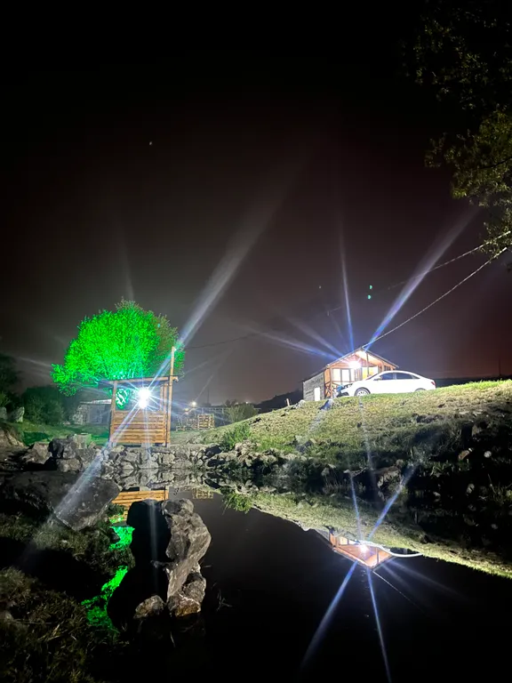 Коттедж на берегу реки и озера