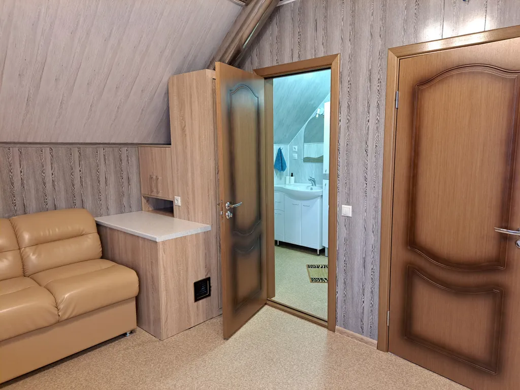 Коттедж 8-комнатный Дом — Губка