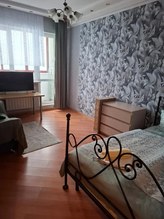 Просторная однушка на МКАД в 5 минутах на авто до Крокус, с 6 спальными местами