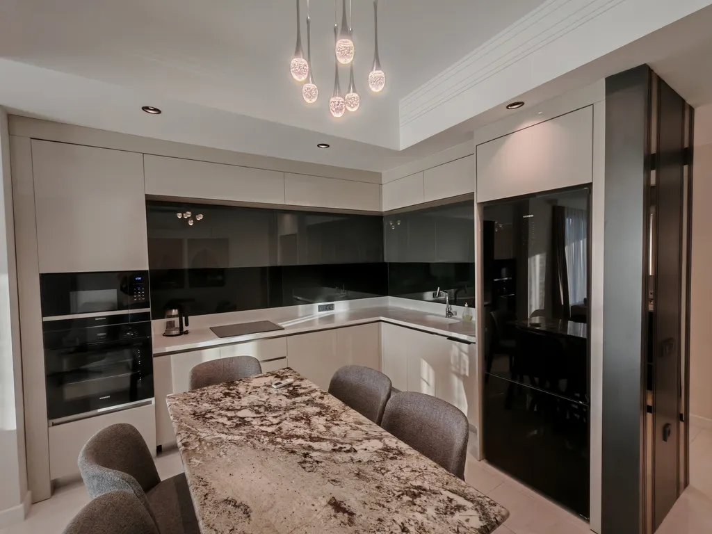 Квартира 2+1 в Azura World c видом на бассейн и аквапарком