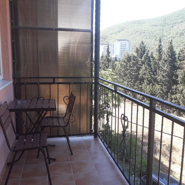 Аппартаменты с видом на Медведь гору